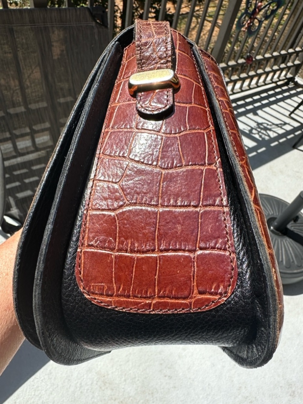Vintage Bally Leather Bag • Croc Embossed Trim • Leather Lined • Made in Italy - Picture 5 of 16